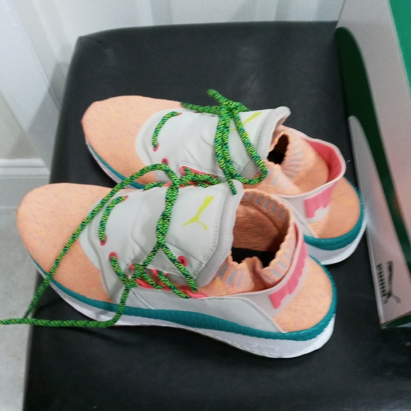 Ladies puma - Picture 4 of 4